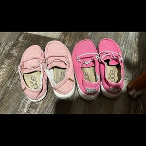 Girls hey dudes size 12